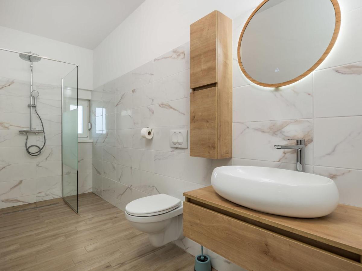Holiday Home Villa Palma - Krk148 By Interhome Pinezići Extérieur photo