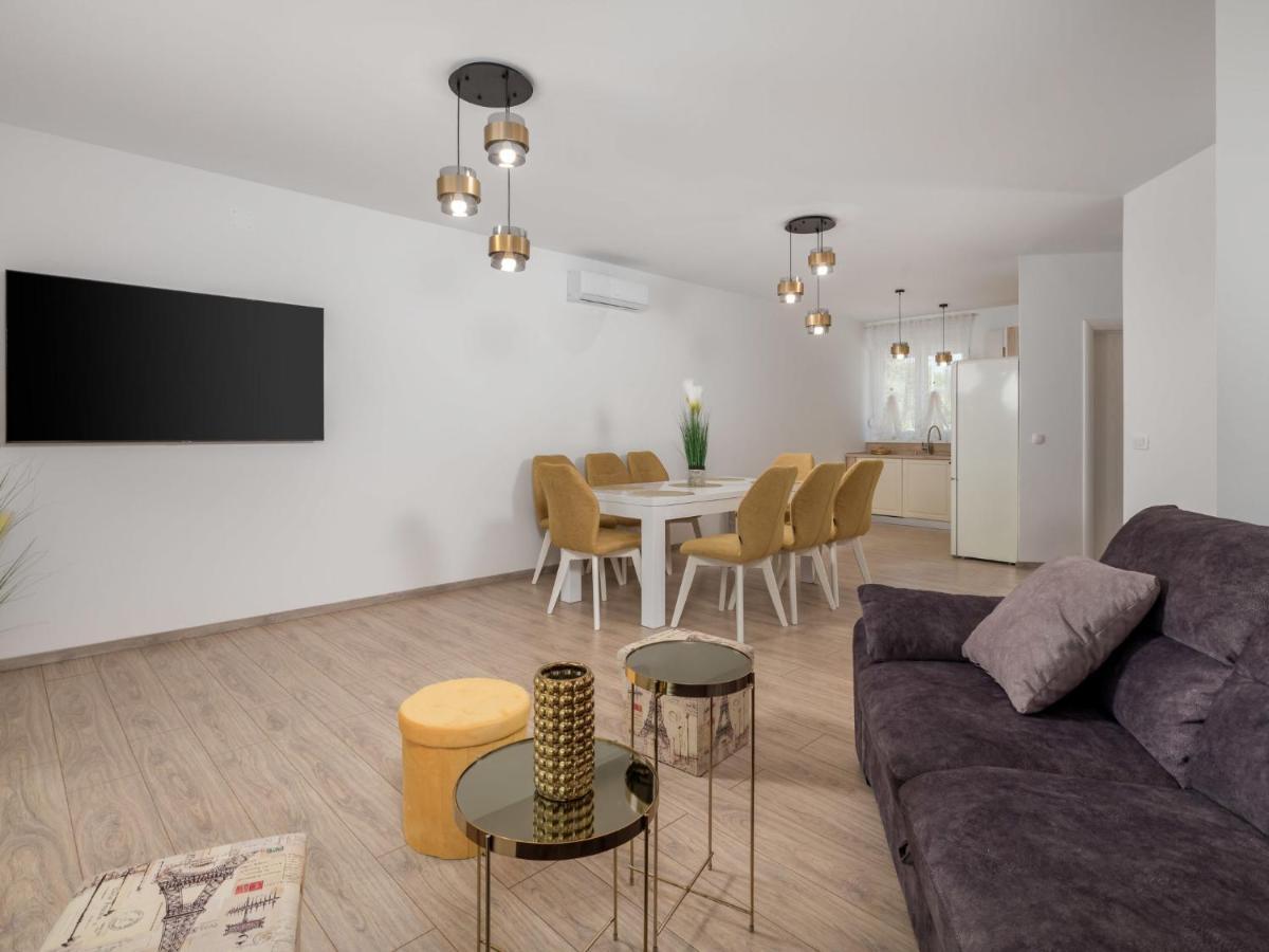 Holiday Home Villa Palma - Krk148 By Interhome Pinezići Extérieur photo